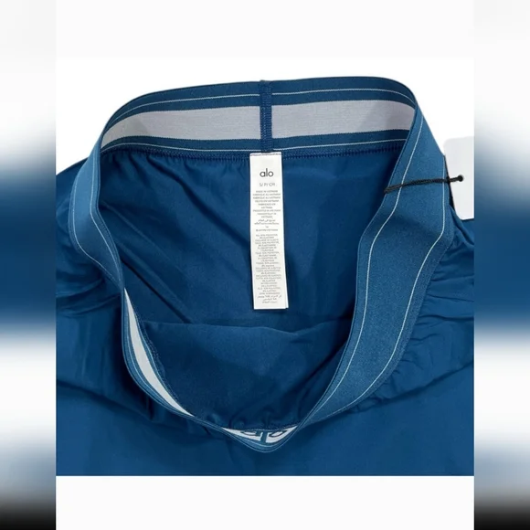 Alo skirt - Picture 3 of 5